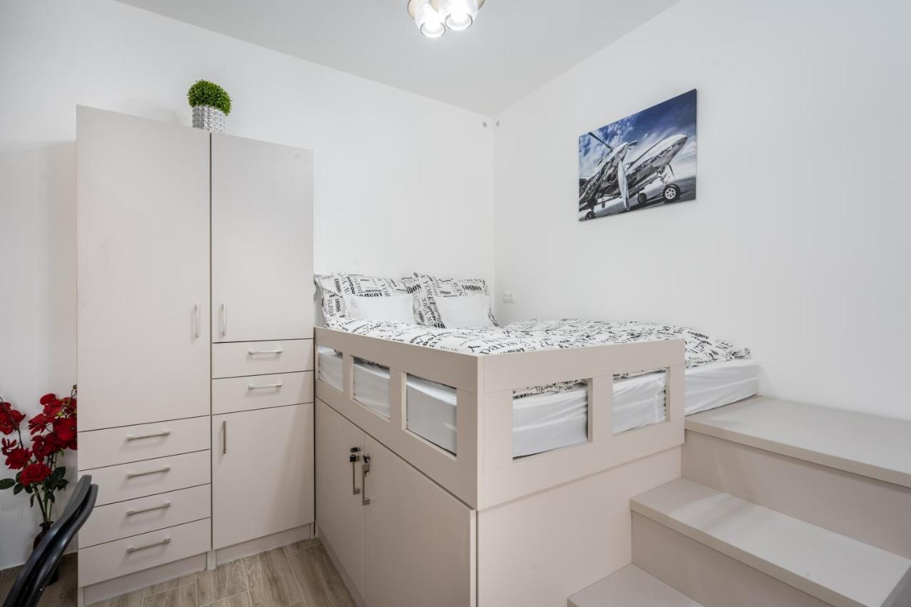 Bpr Embrody City Apartment Budapest Bagian luar foto