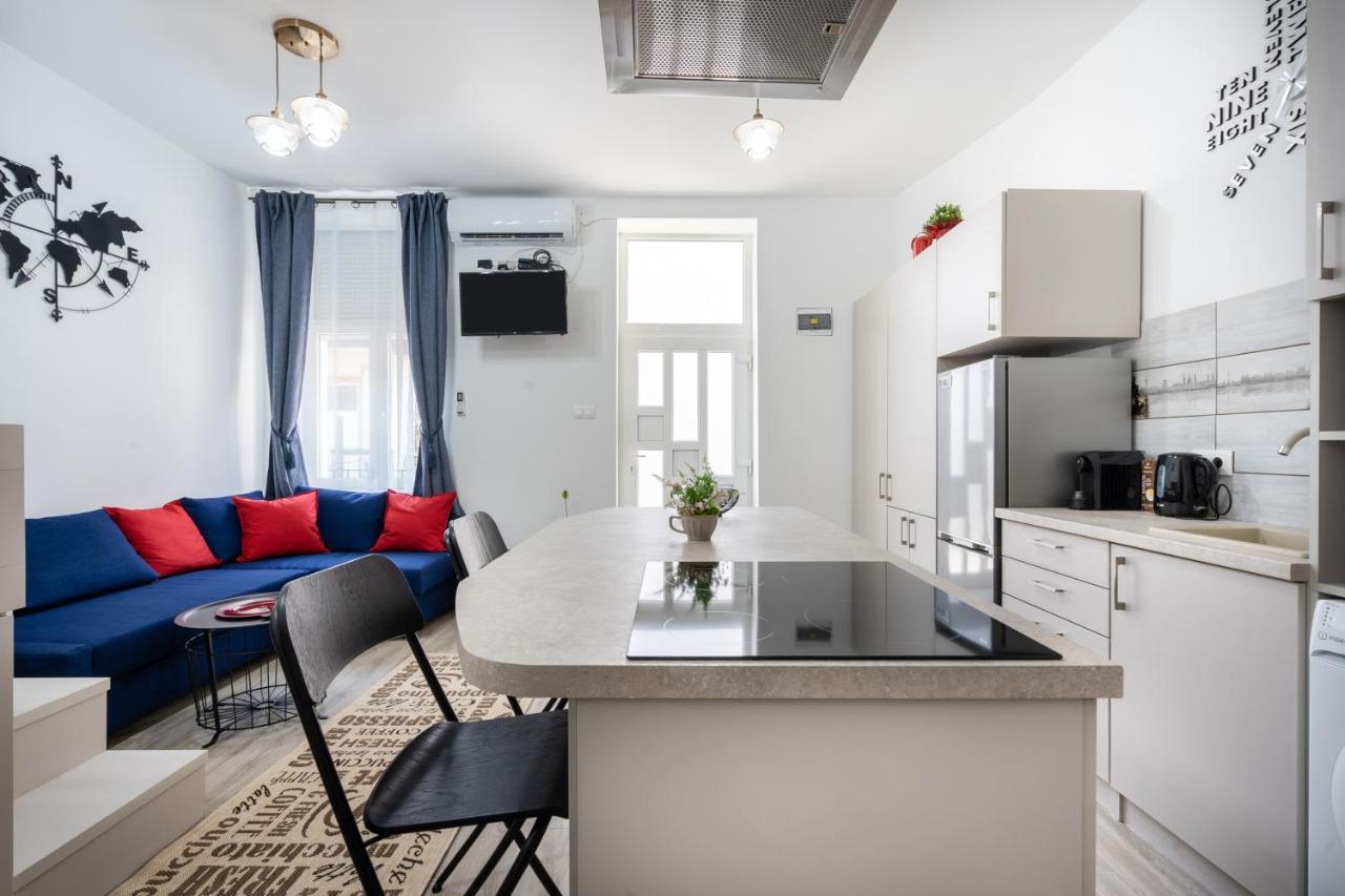 Bpr Embrody City Apartment Budapest Bagian luar foto